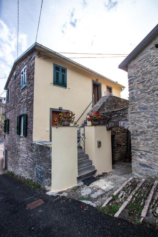 Near - Cinque Terre Holiday Apartment Riccò del Golfo di Spezia Exteriör bild